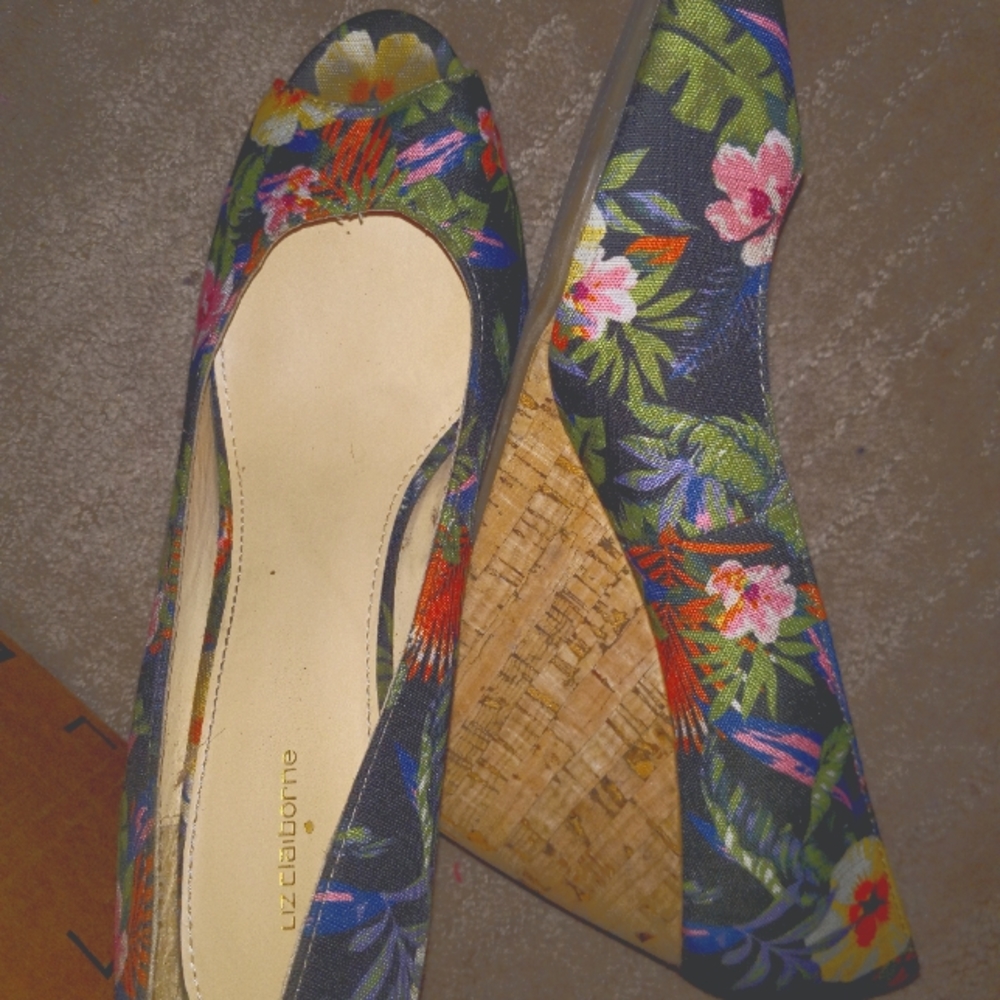 Floral print Wedges